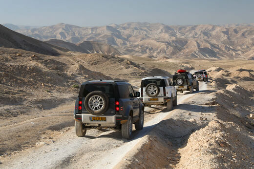 לנדרובר דיפנדר 90 לנדרובר דיפנדר 90